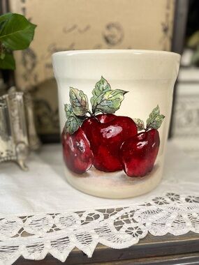 Shaker & Thangs Apples stoneware crock cottage French country farmhouse decor